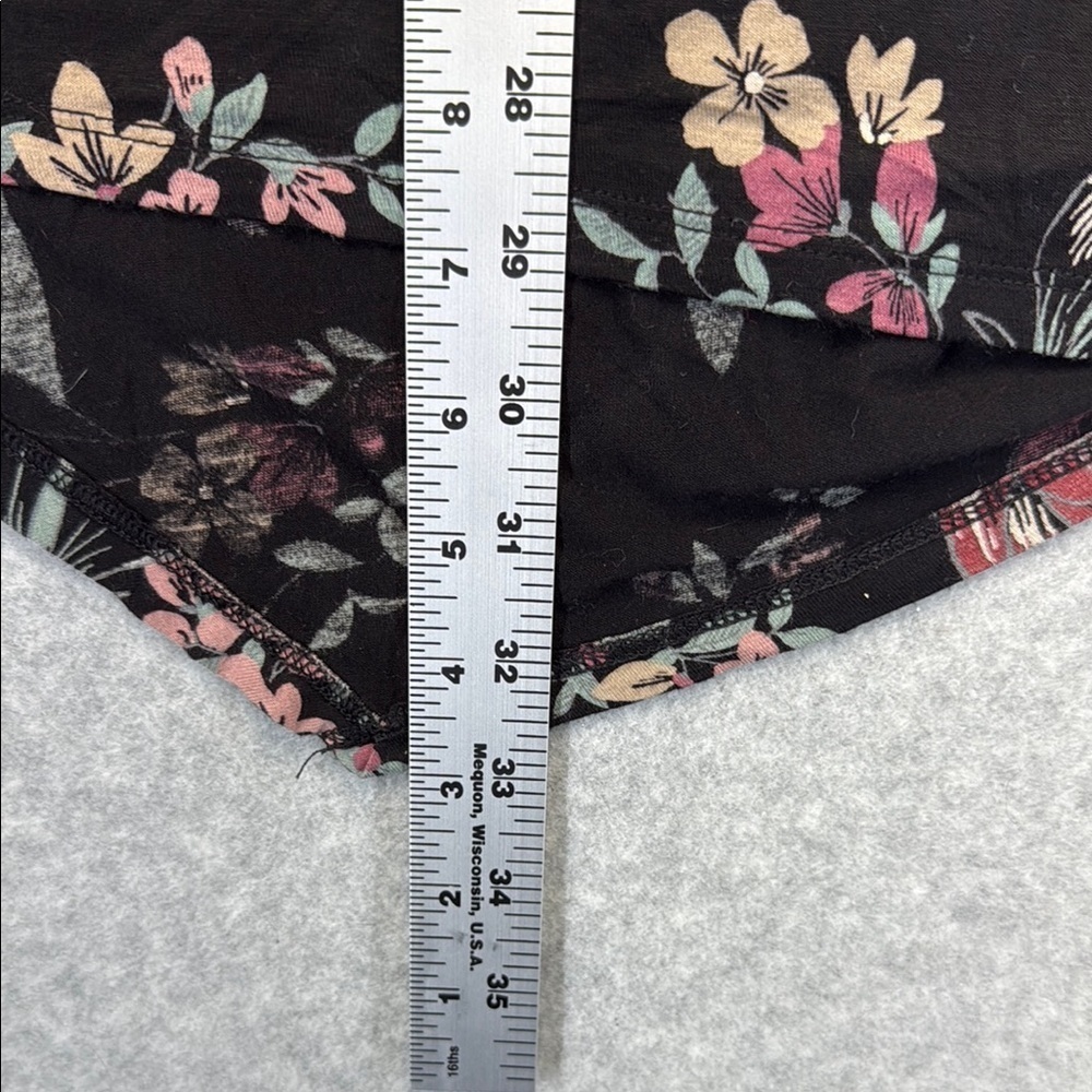 Terra & Sky Black Pink Asymmetrical 3/4 Sleeve Blouse - Picture 5 of 6